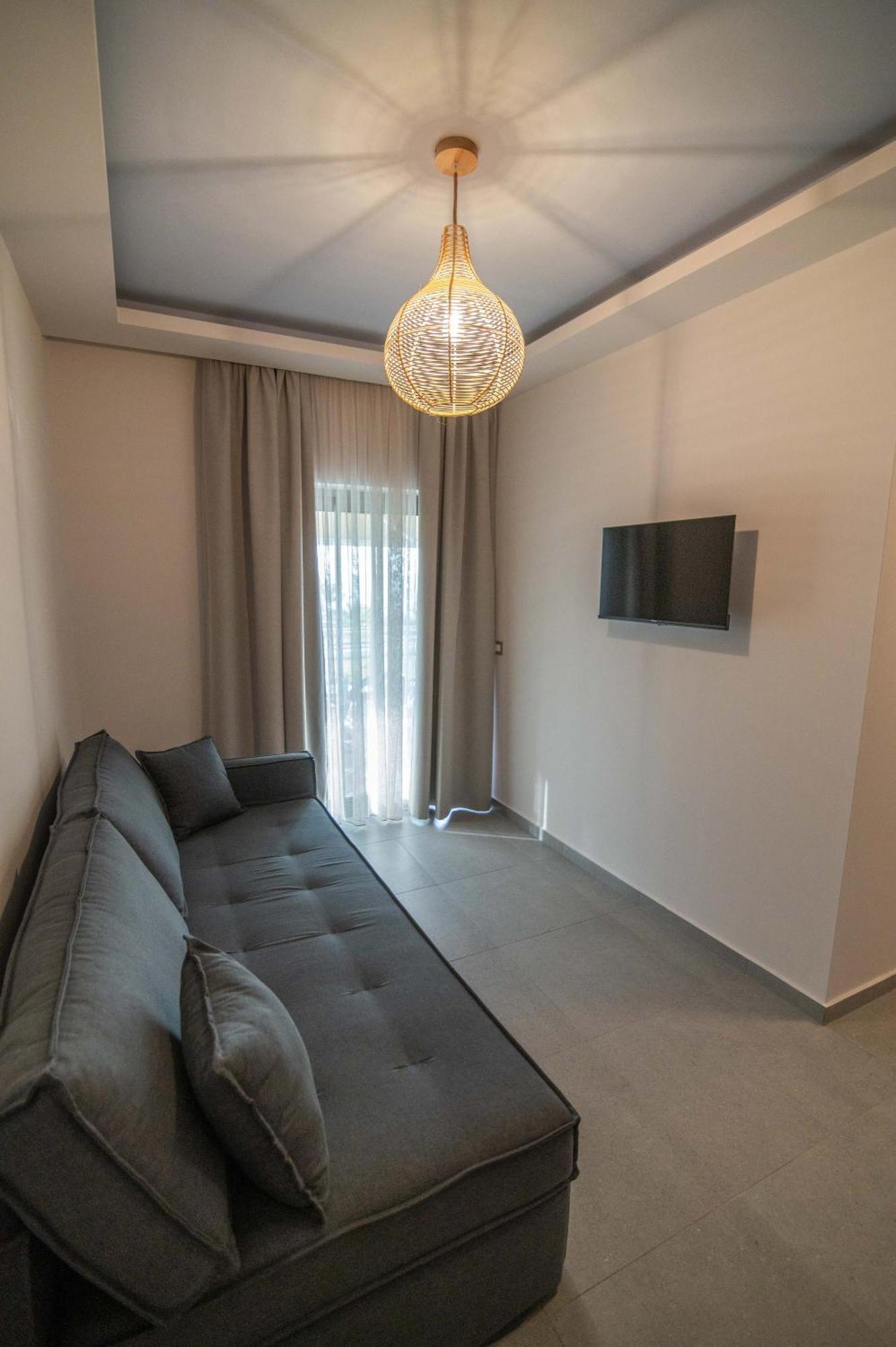 Raptis Apartments Ligia  Екстериор снимка